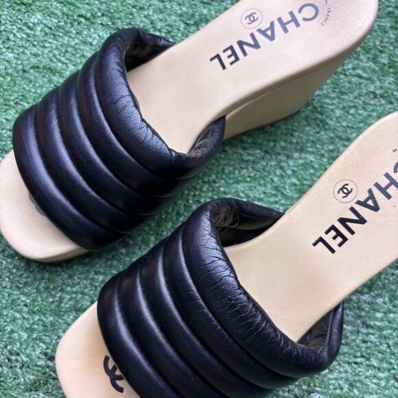 Chanel Wedge Platform Mules White Black SZ 37 US 6.5 Authentic Sandal Heels - Picture 10 of 10
